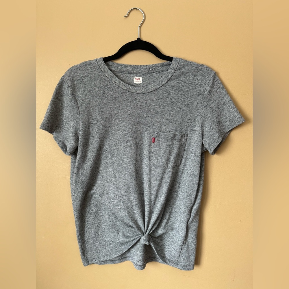 Levi’s perfect pocket tee shirt